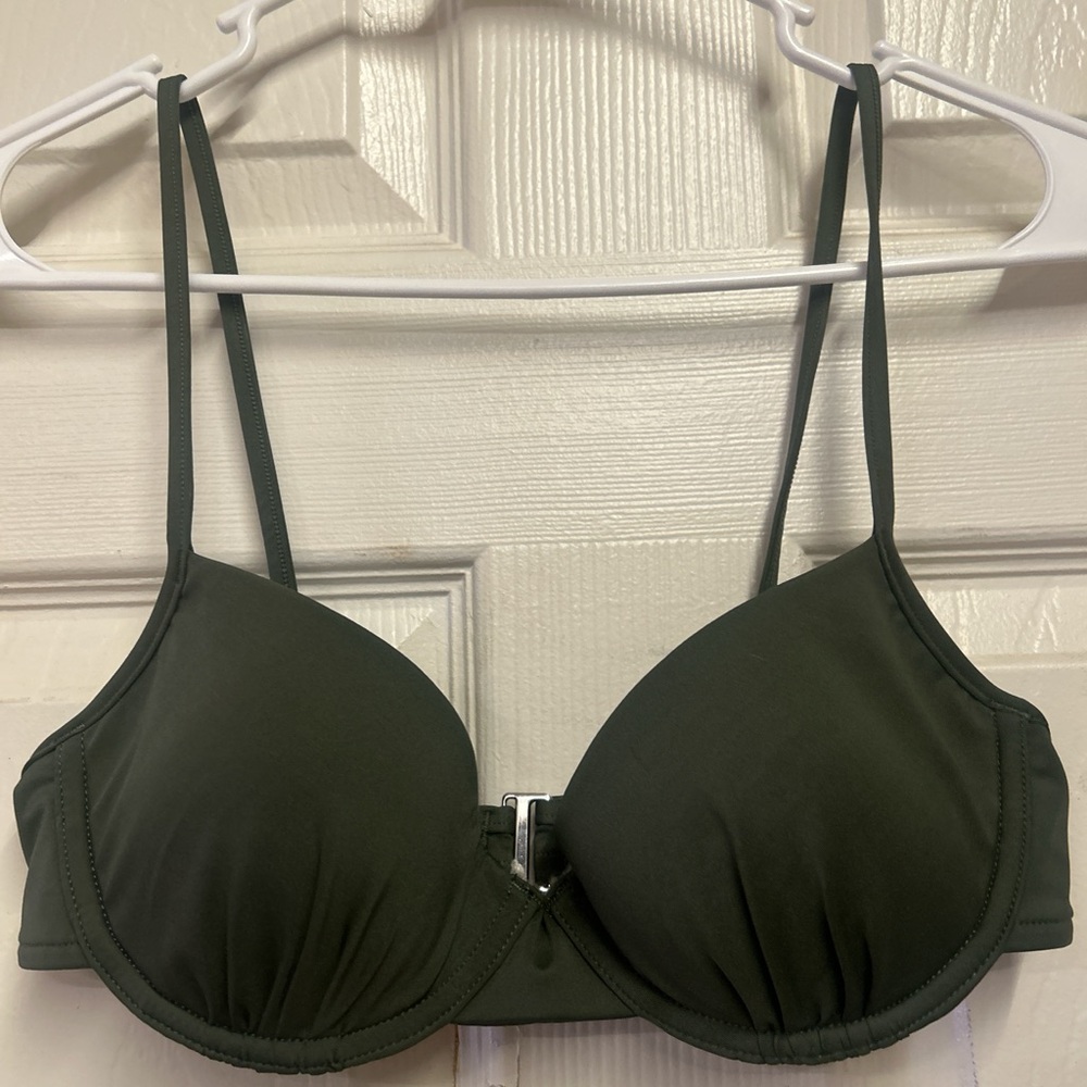 Victoria’s secret bikini top